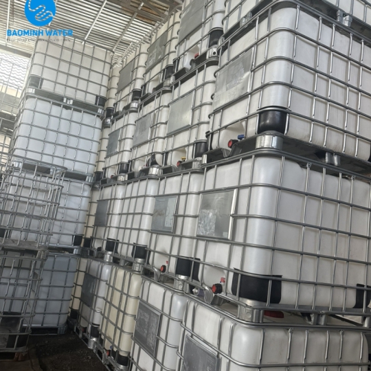 Tank nhựa cũ đẹp trên 90%