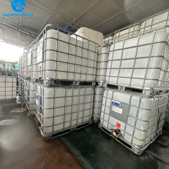 tank trắng xài 1 nước mới 95%